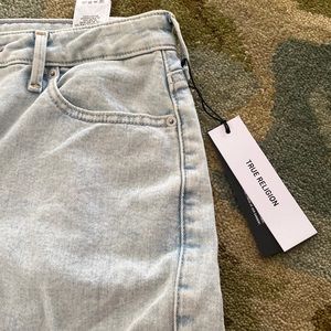 Brand new with tags true religion size 32